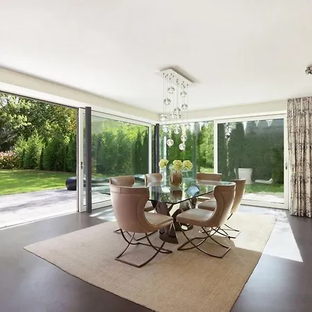 Villa 5Br Top-Class House With Garden And Outdoor Pool Múnich