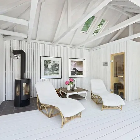 5Br Top-Class House With Garden And Outdoor Pool *